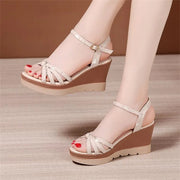 Hot Sale Thick Sole Leather Casual Platform Sandals Women Summer 2024 High Heels Wedges Shoes for Office Beach Mother